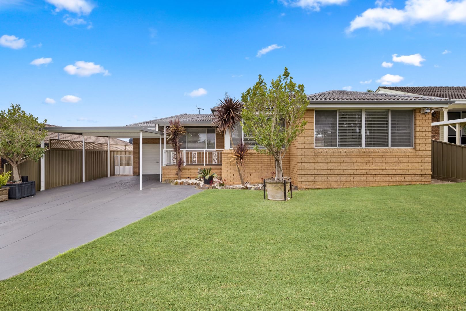 62 Old Kent Road, Ruse NSW 2560