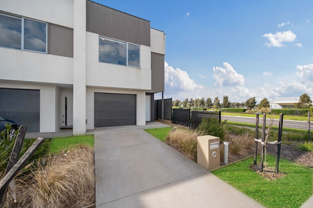 11 Nautical Crescent, Craigieburn VIC 3064, Image 1