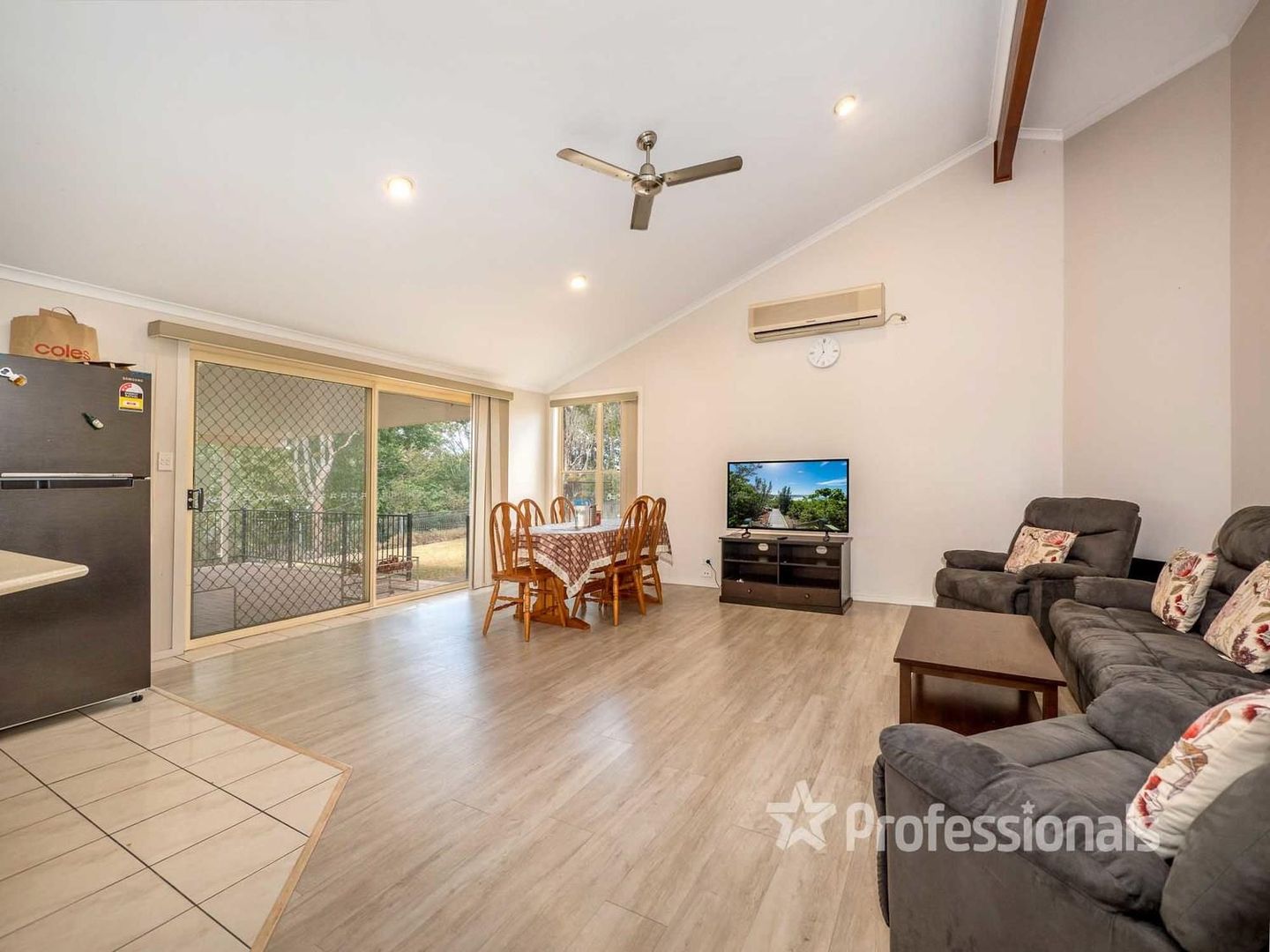 7 Woodland Avenue, Lismore Heights NSW 2480, Image 2