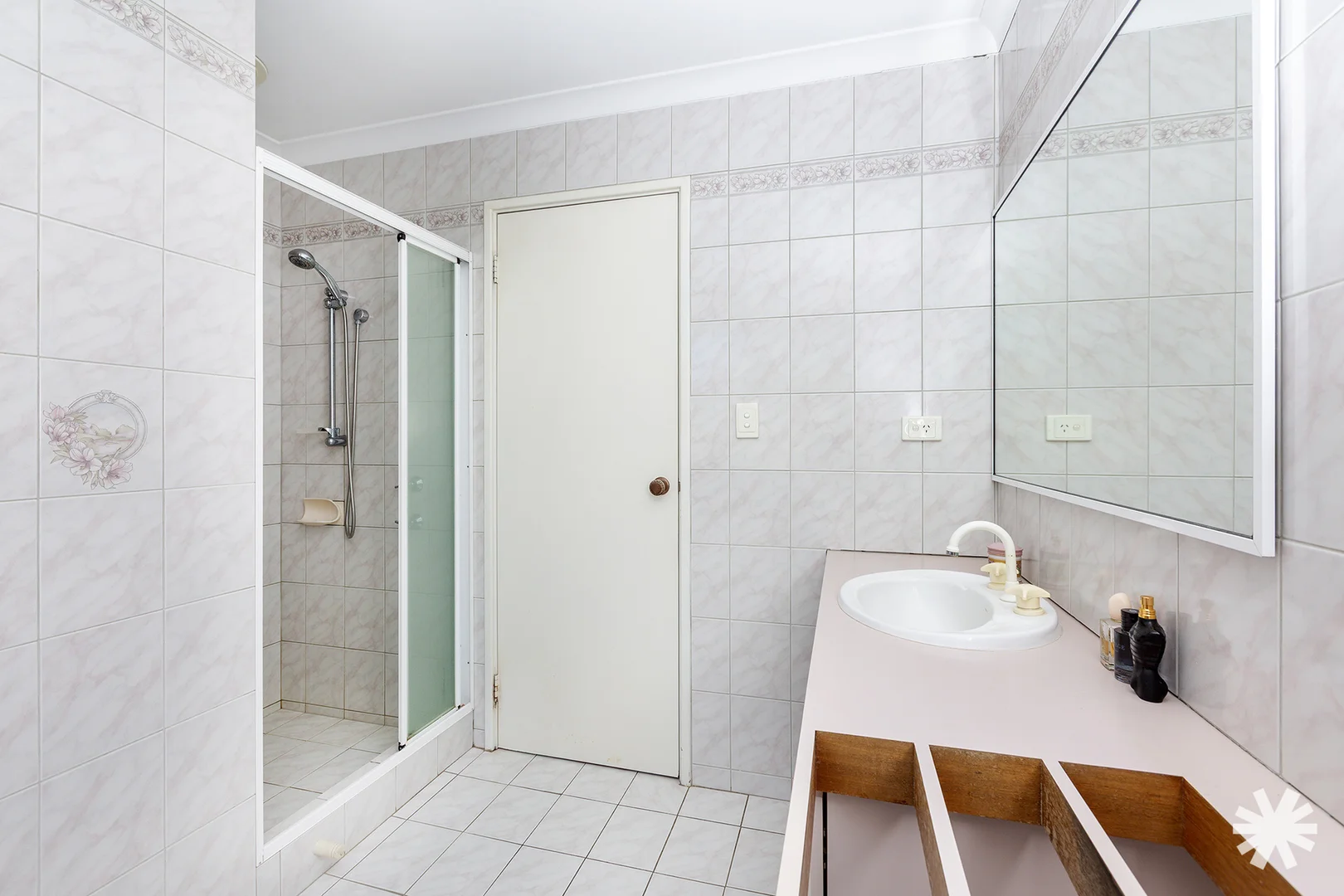 Additional image 34 of 1 Wroxton Street, Midland WA 6056