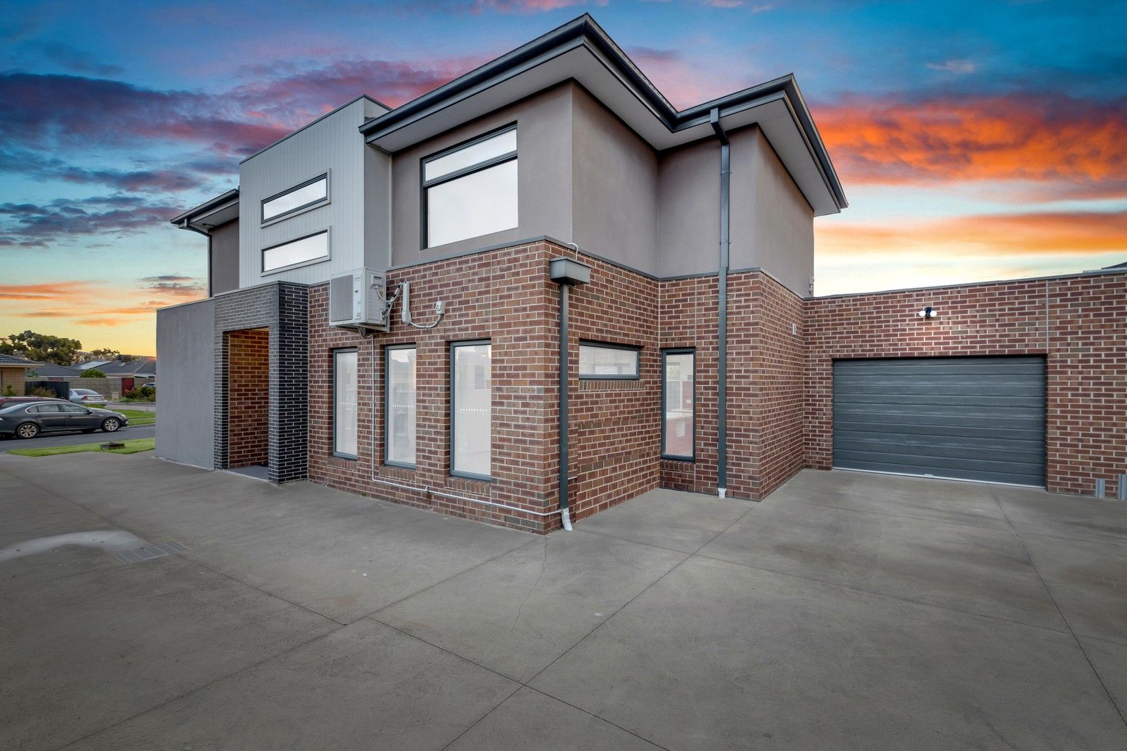 1/12 Parkwood Court, Deer Park VIC 3023, Image 0