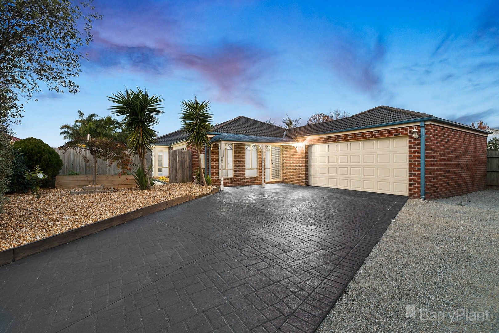 15 Kingfisher Court, Pakenham VIC 3810, Image 0