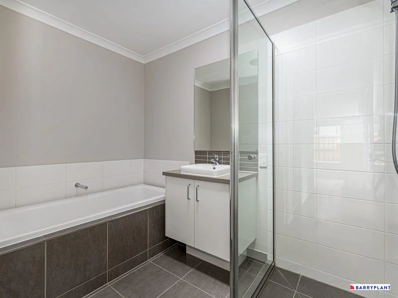 Additional image 4 of 2 Crisp Street, Clyde North VIC 3978