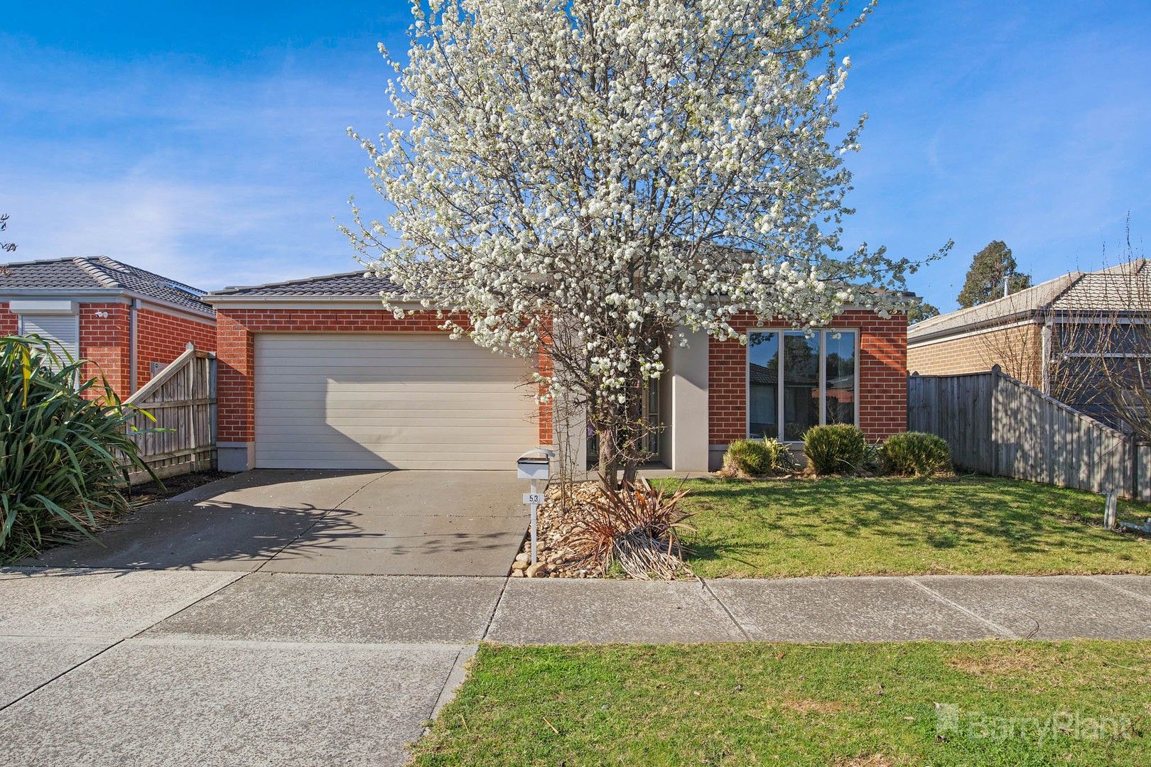 4 bedrooms House in 53 Gallery Way PAKENHAM VIC, 3810