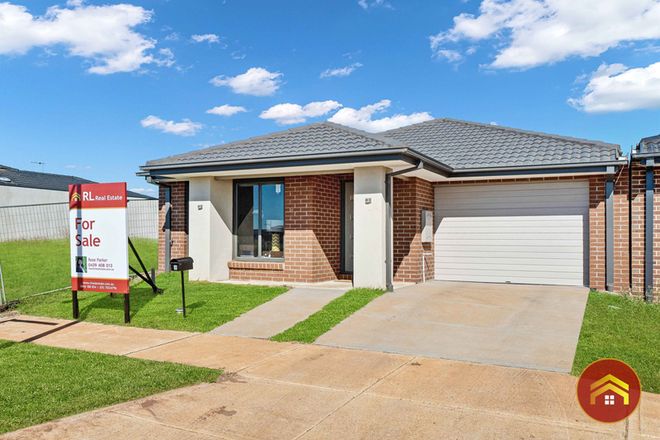 Picture of 8 Harshaw Road, THORNHILL PARK VIC 3335