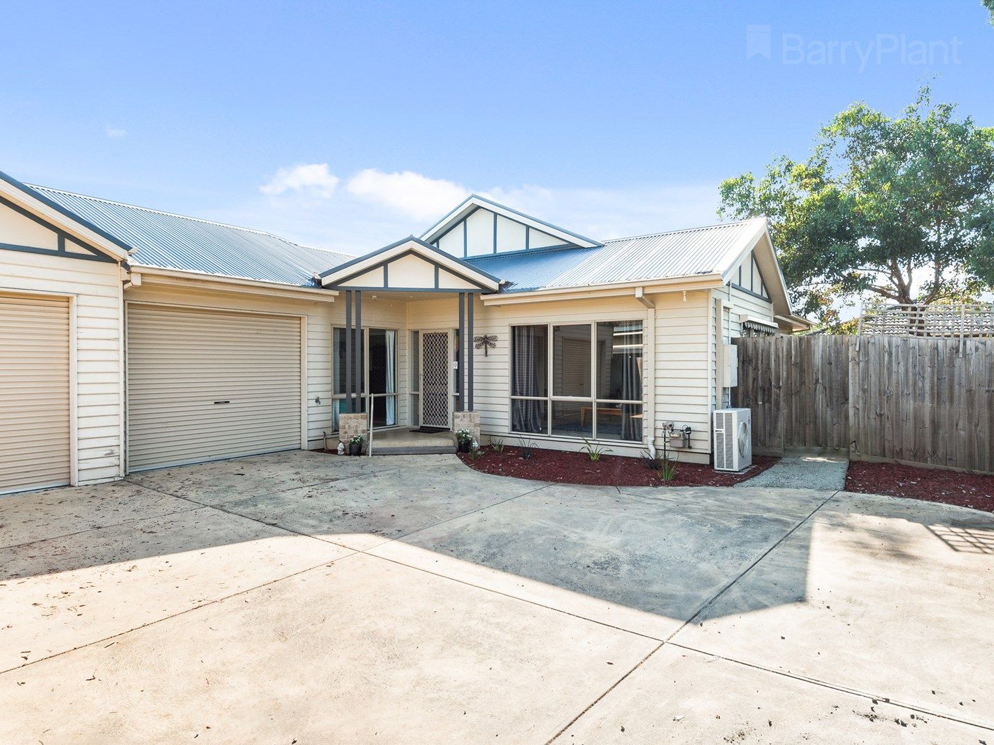 2/17 Iris Crescent, Boronia VIC 3155, Image 0