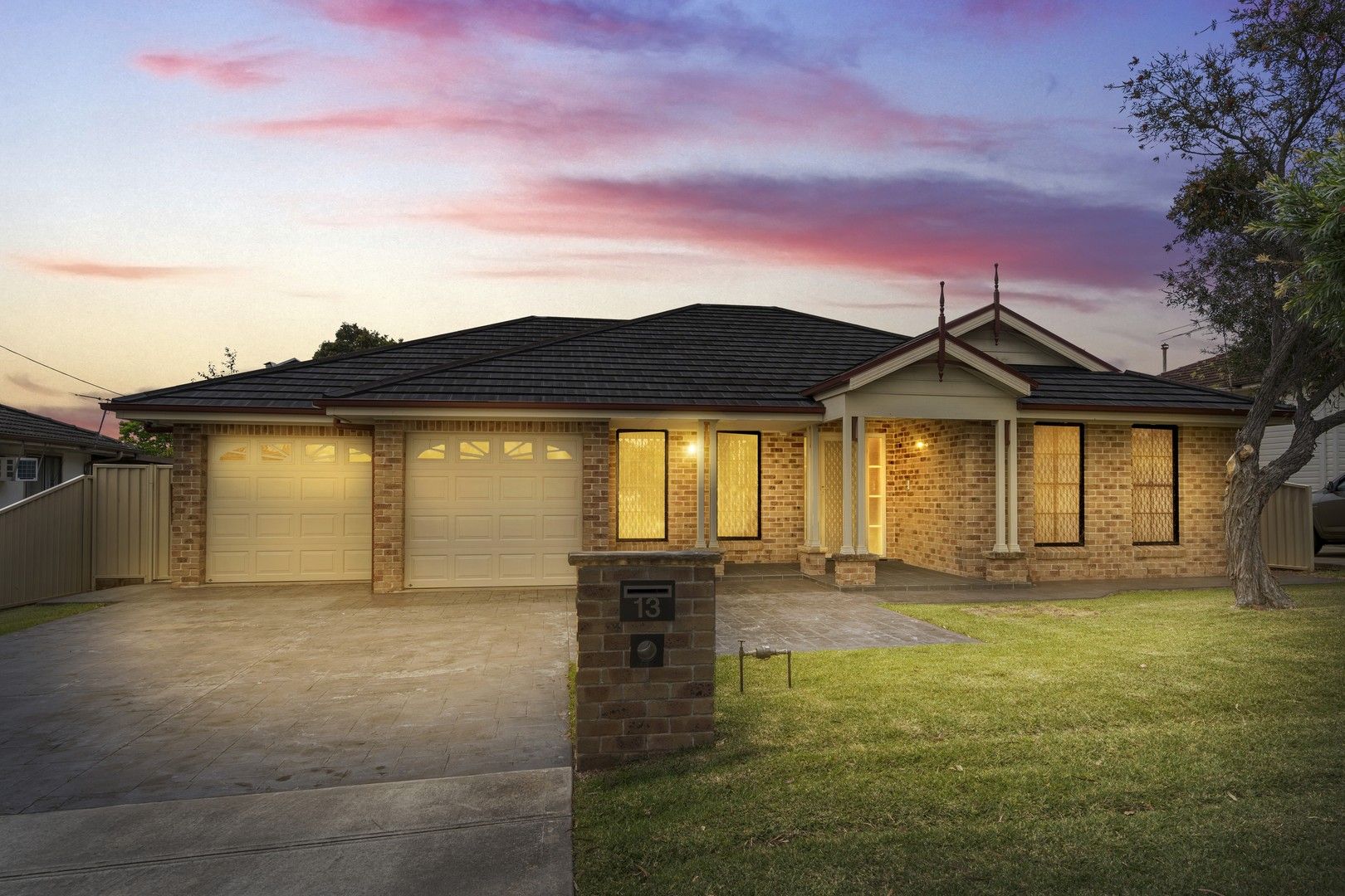 13 Guthega Crescent, Heckenberg NSW 2168, Image 0