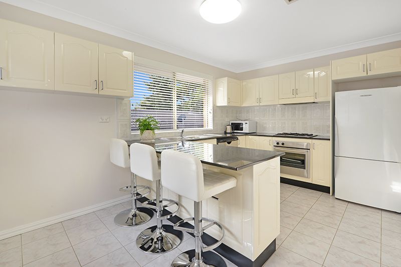 2/88-92 Yathong Road, Caringbah NSW 2229, Image 2