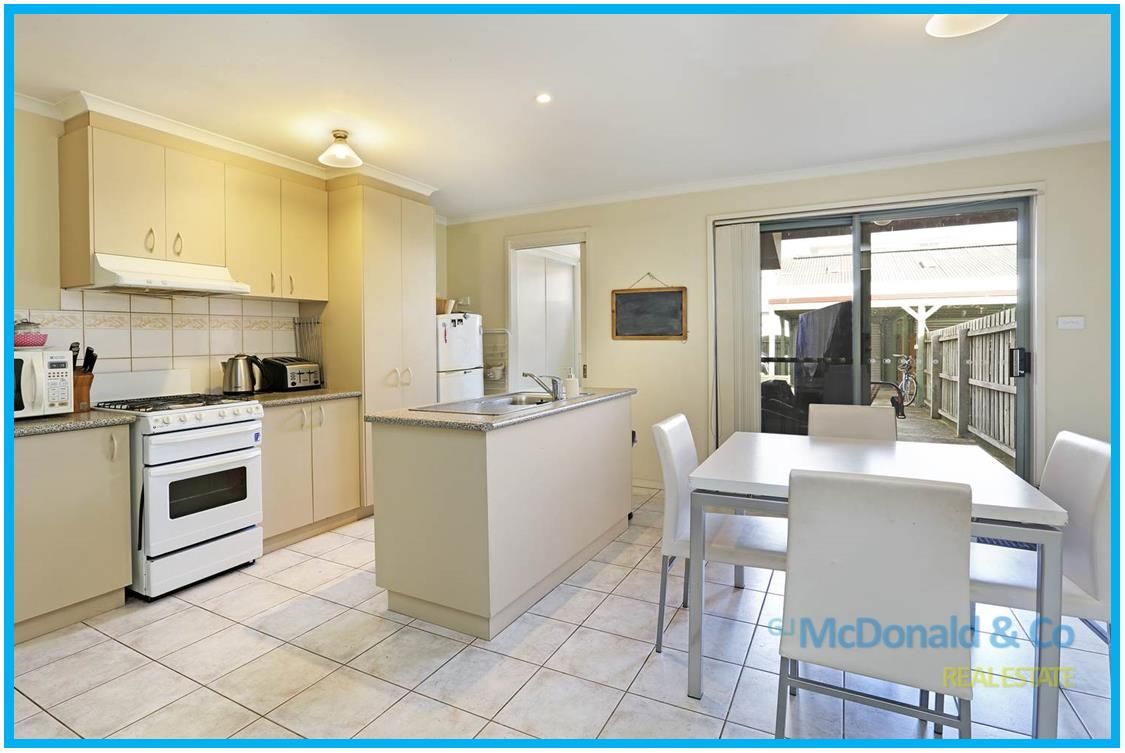 3/4-10 Benson Street, GEELONG VIC 3220, Image 2