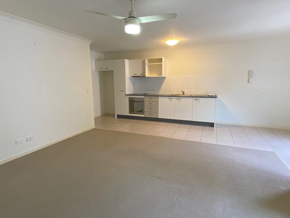 8/3 Jackson Street, Kallangur QLD 4503, Image 2