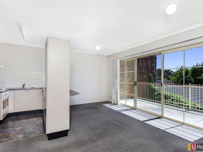 22/42 Jerrabomberra Avenue, Narrabundah ACT 2604, Image 2