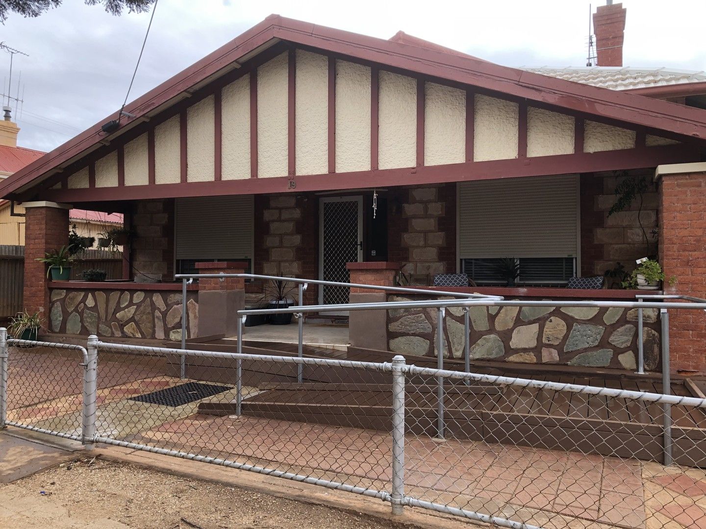 3 bedrooms House in 19 Hurlstone St PETERBOROUGH SA, 5422