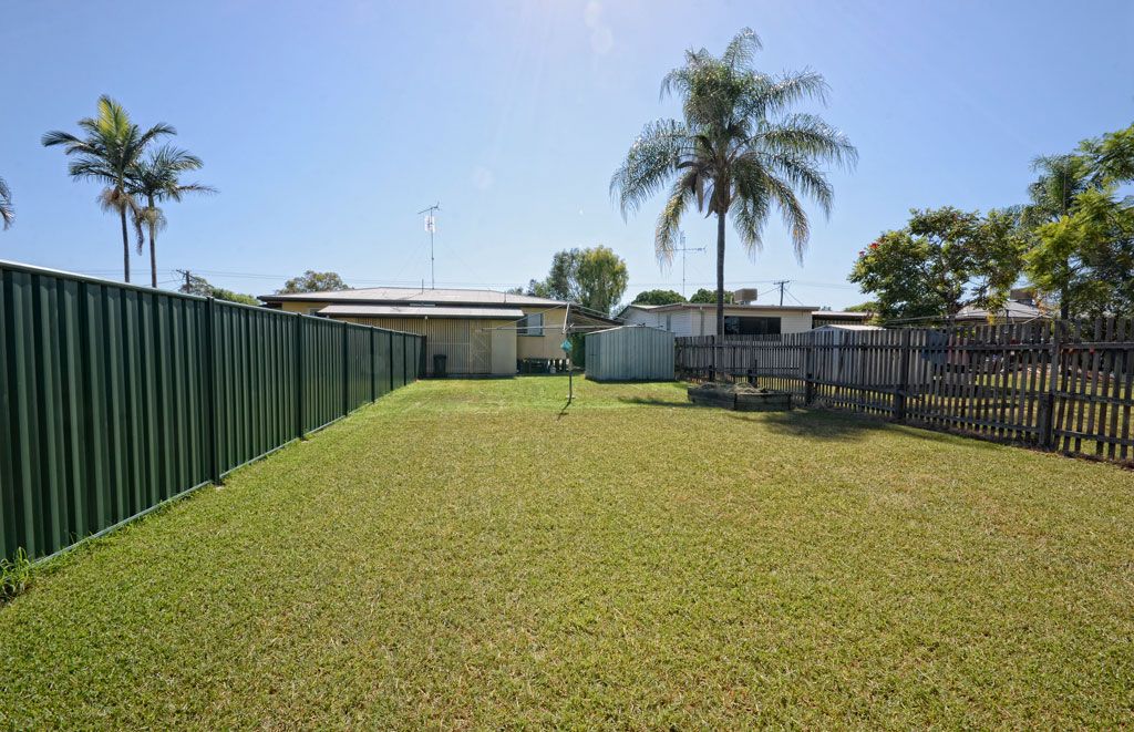 109 Kroombit Street, Biloela QLD 4715, Image 2