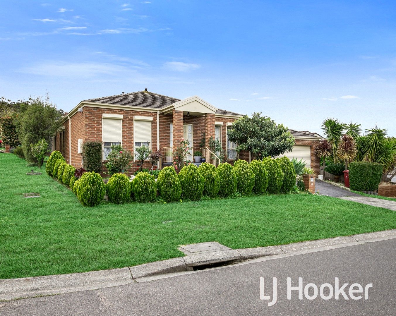 2 Quartz Place, Narre Warren North VIC 3804, Image 0