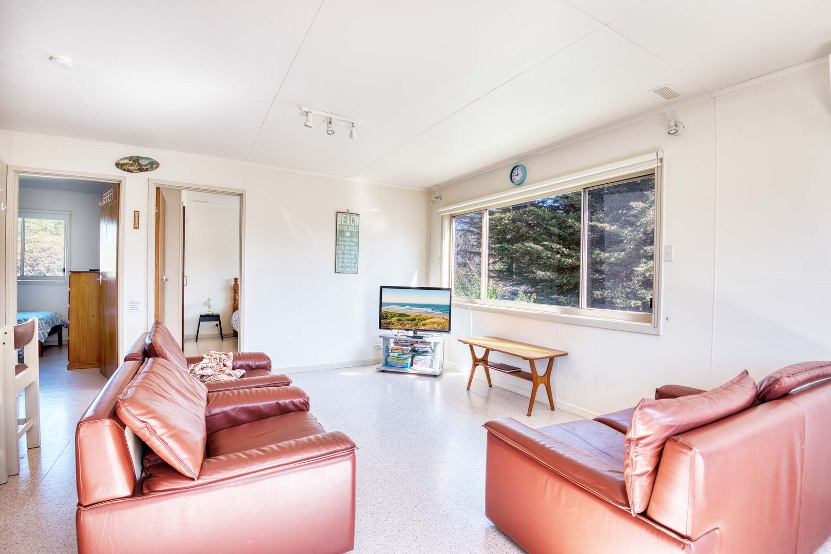 98 Jupiter Boulevard, Venus Bay VIC 3956, Image 2