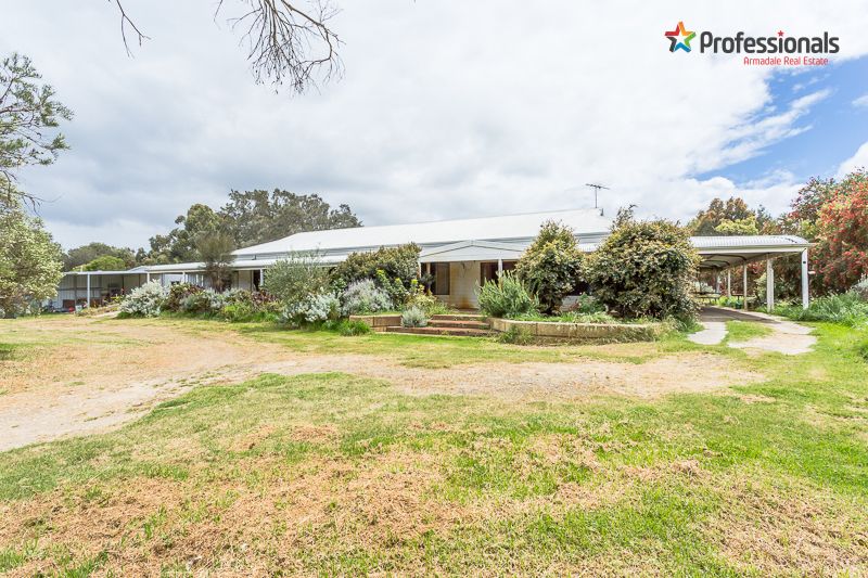 14 Simmental Place, Oakford WA 6121, Image 0