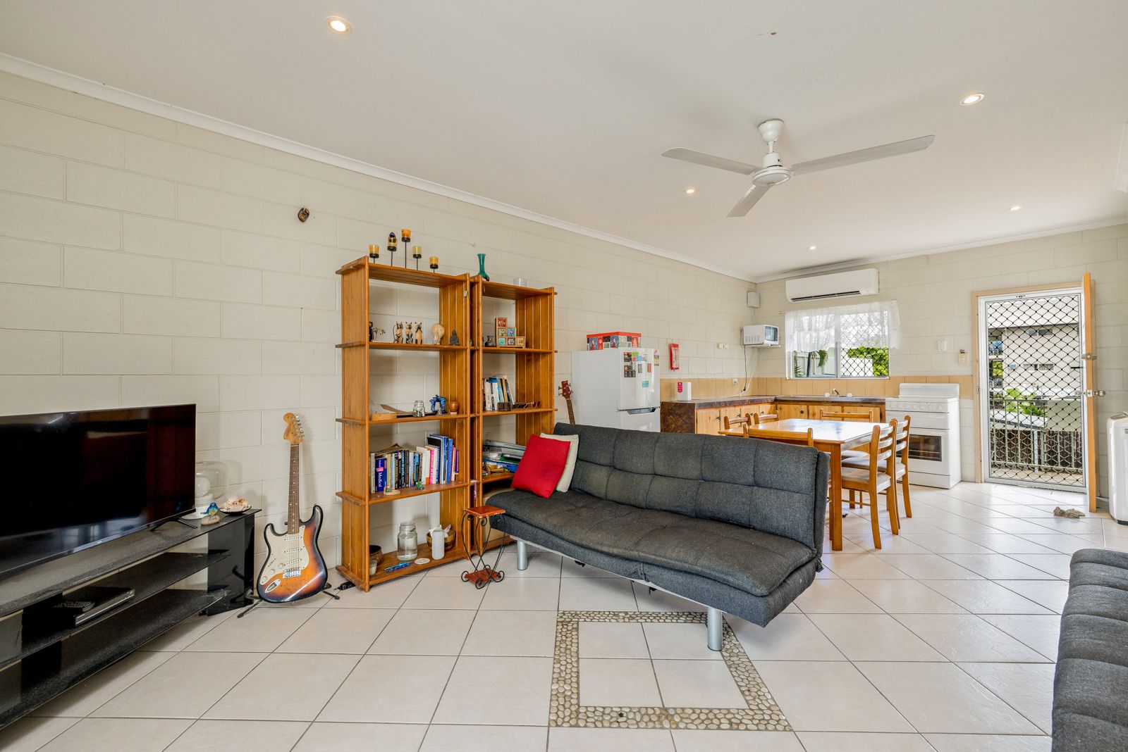 8/222 Grafton Street, Cairns North QLD 4870, Image 1