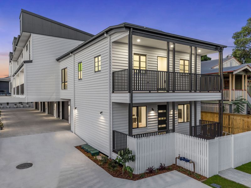 3 bedrooms Townhouse in 1/8 Monmouth Street MORNINGSIDE QLD, 4170