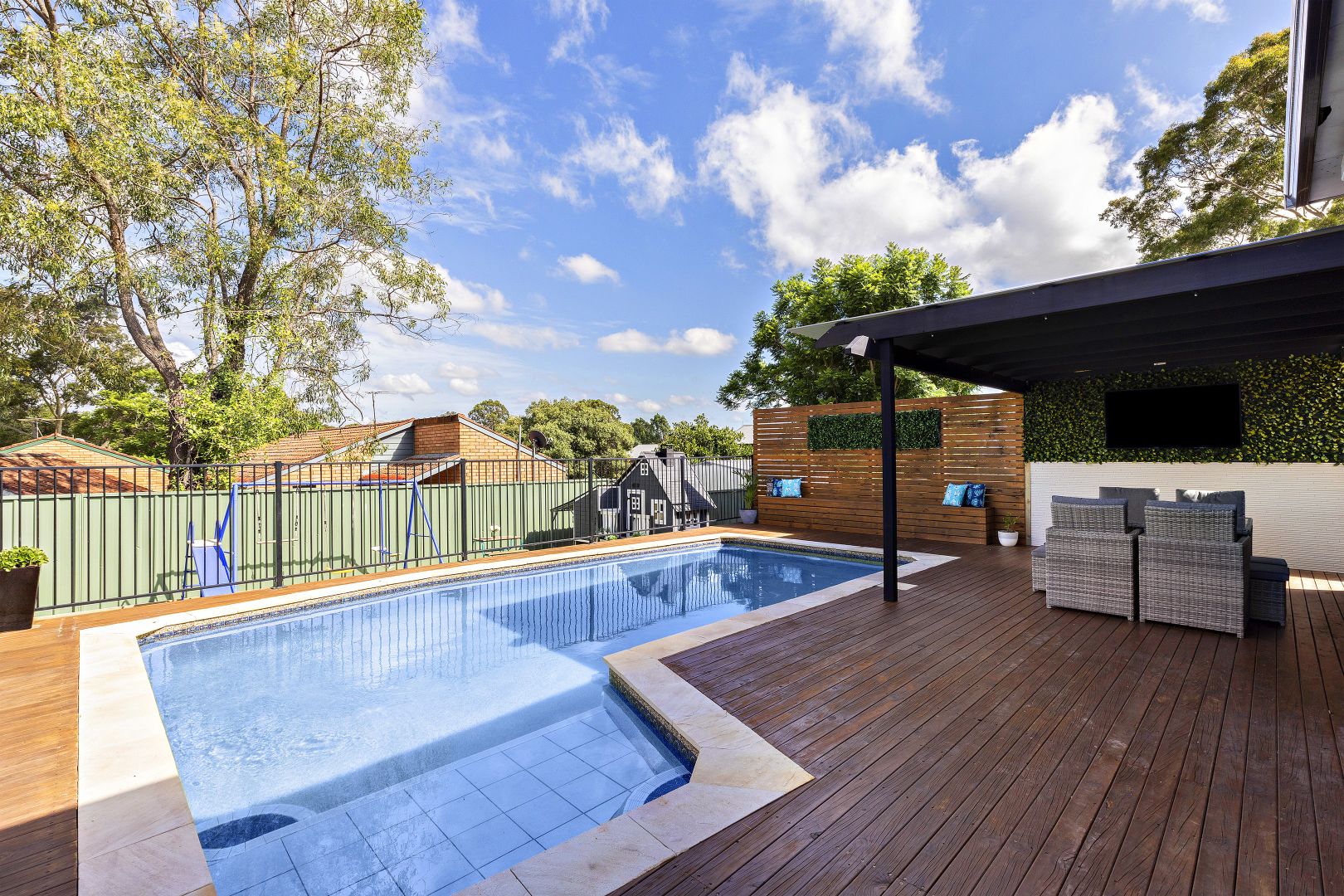 103 Jacaranda Ave, Bradbury NSW 2560, Image 1