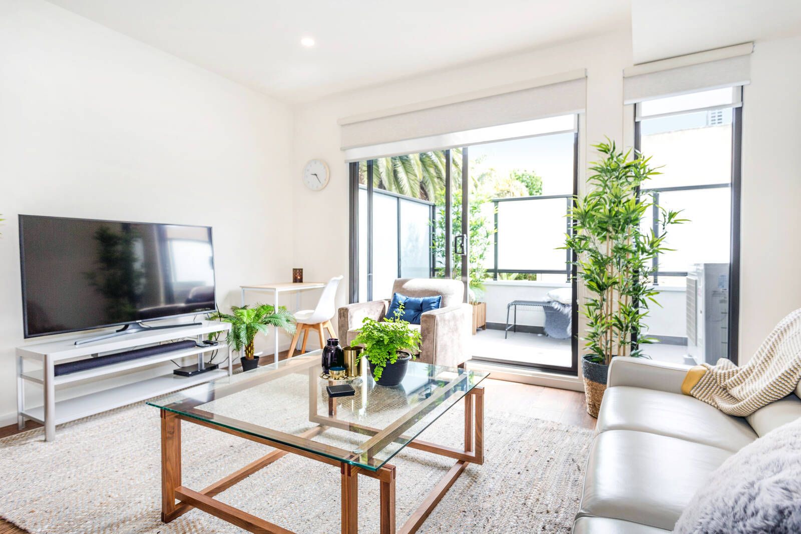 2 bedrooms Apartment / Unit / Flat in 108/15 Small Street HAMPTON VIC, 3188