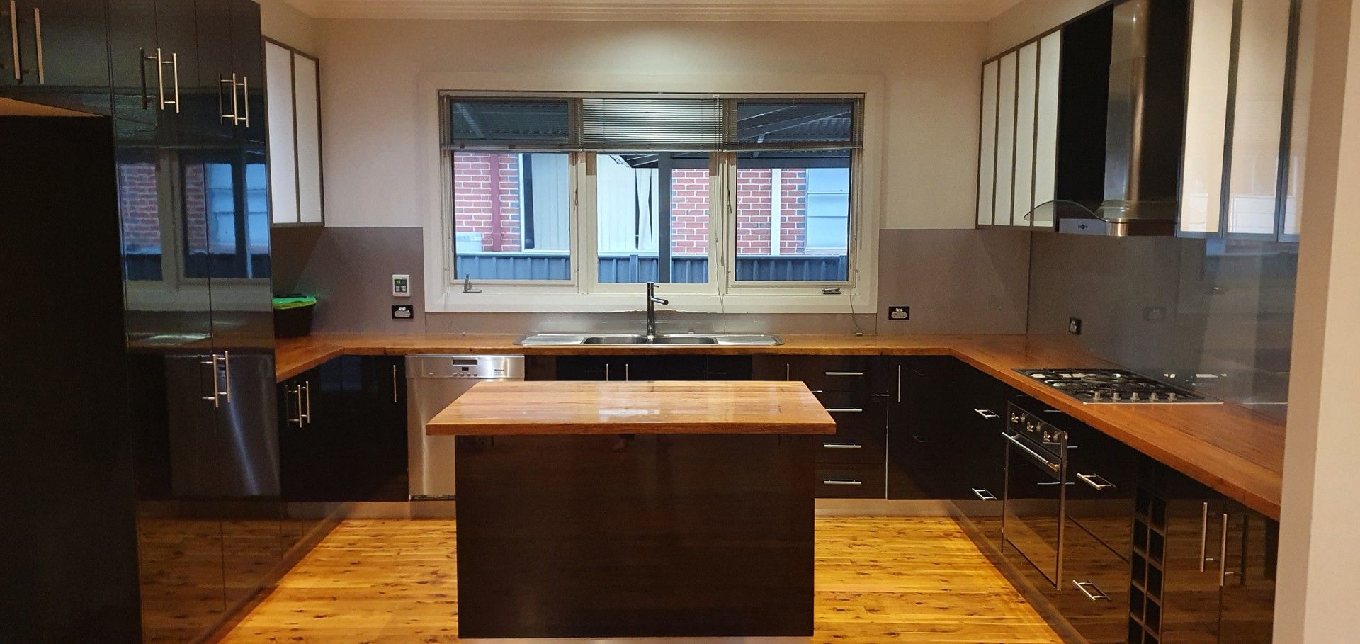 4 bedrooms House in 9 Herbert St TUMUT NSW, 2720