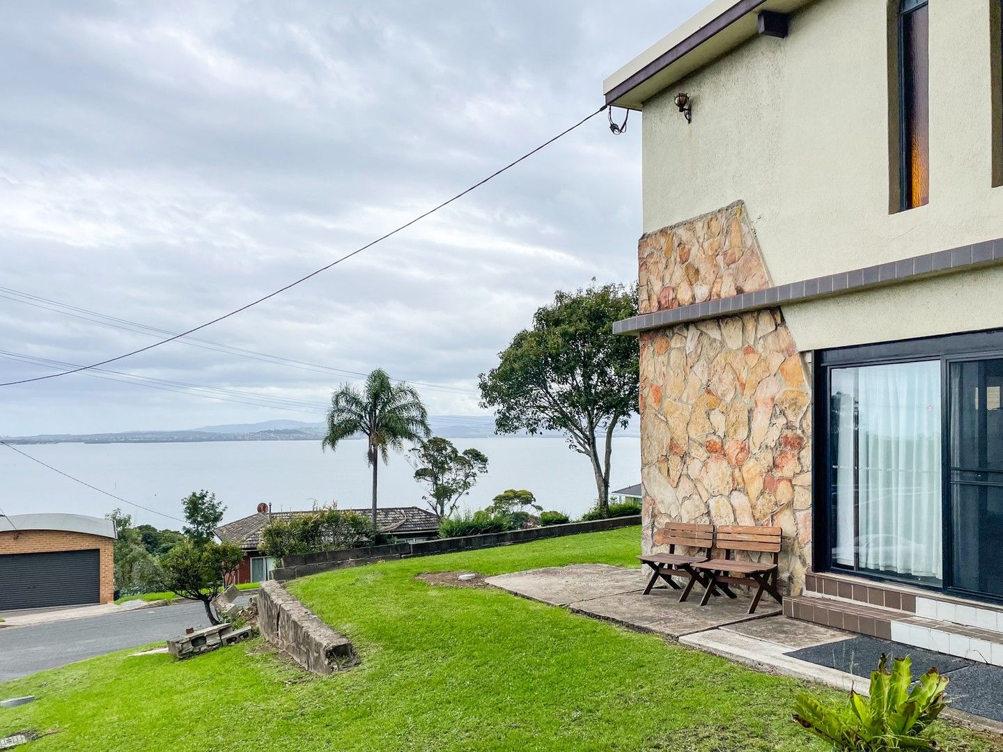 1 bedrooms Studio in 22 Hassan Street LAKE HEIGHTS NSW, 2502