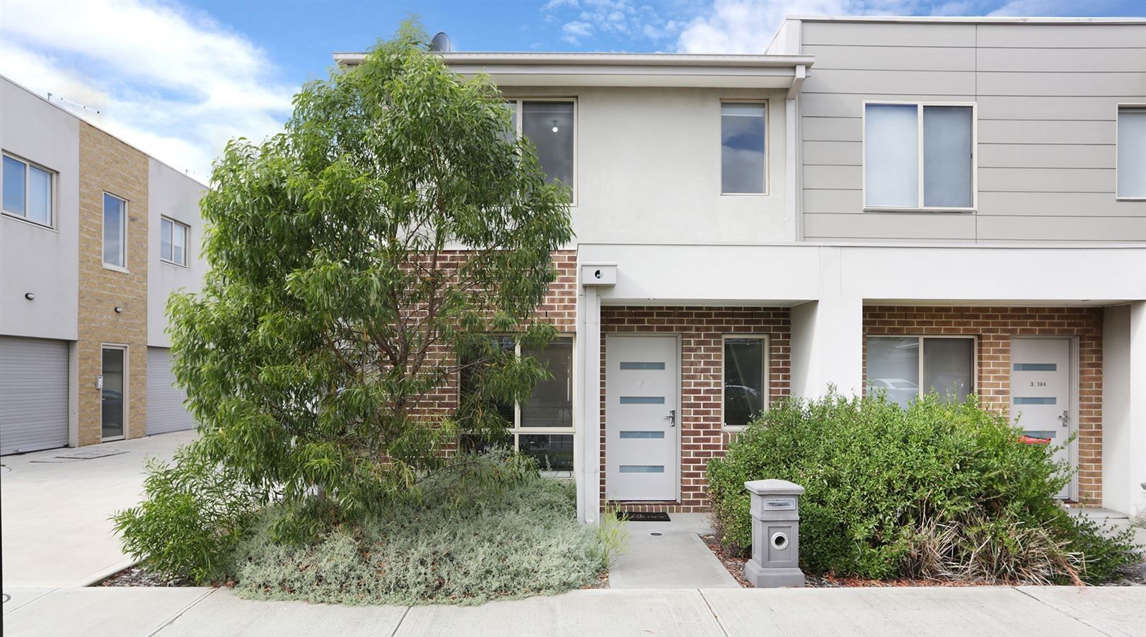 2 bedrooms House in 4/194 Newbury Boulevard CRAIGIEBURN VIC, 3064
