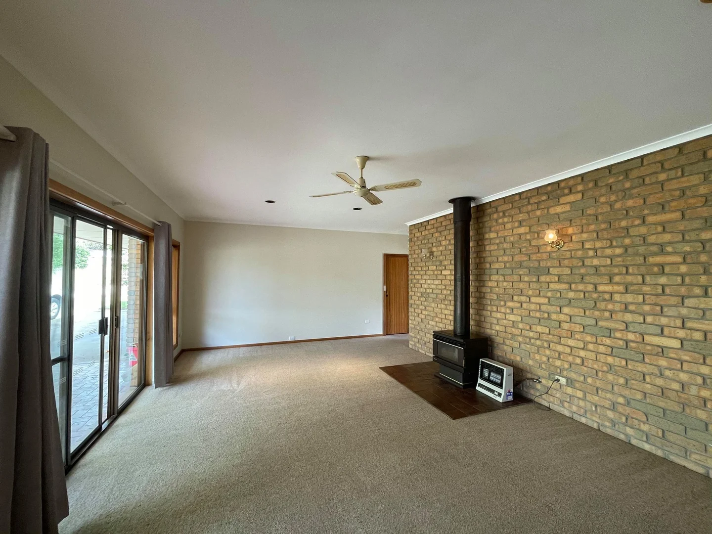 Additional image 10 of 5 MURNDAL COURT., Mount Gambier SA 5290