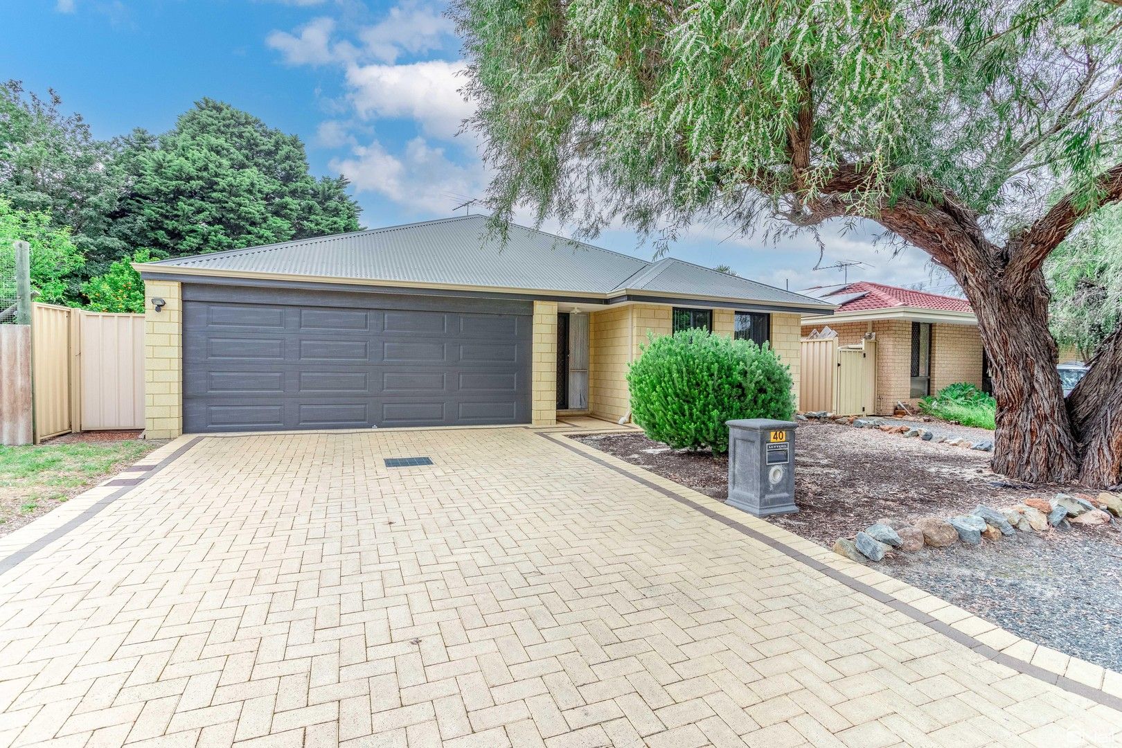 40 Parkfield Road, Kelmscott WA 6111, Image 0