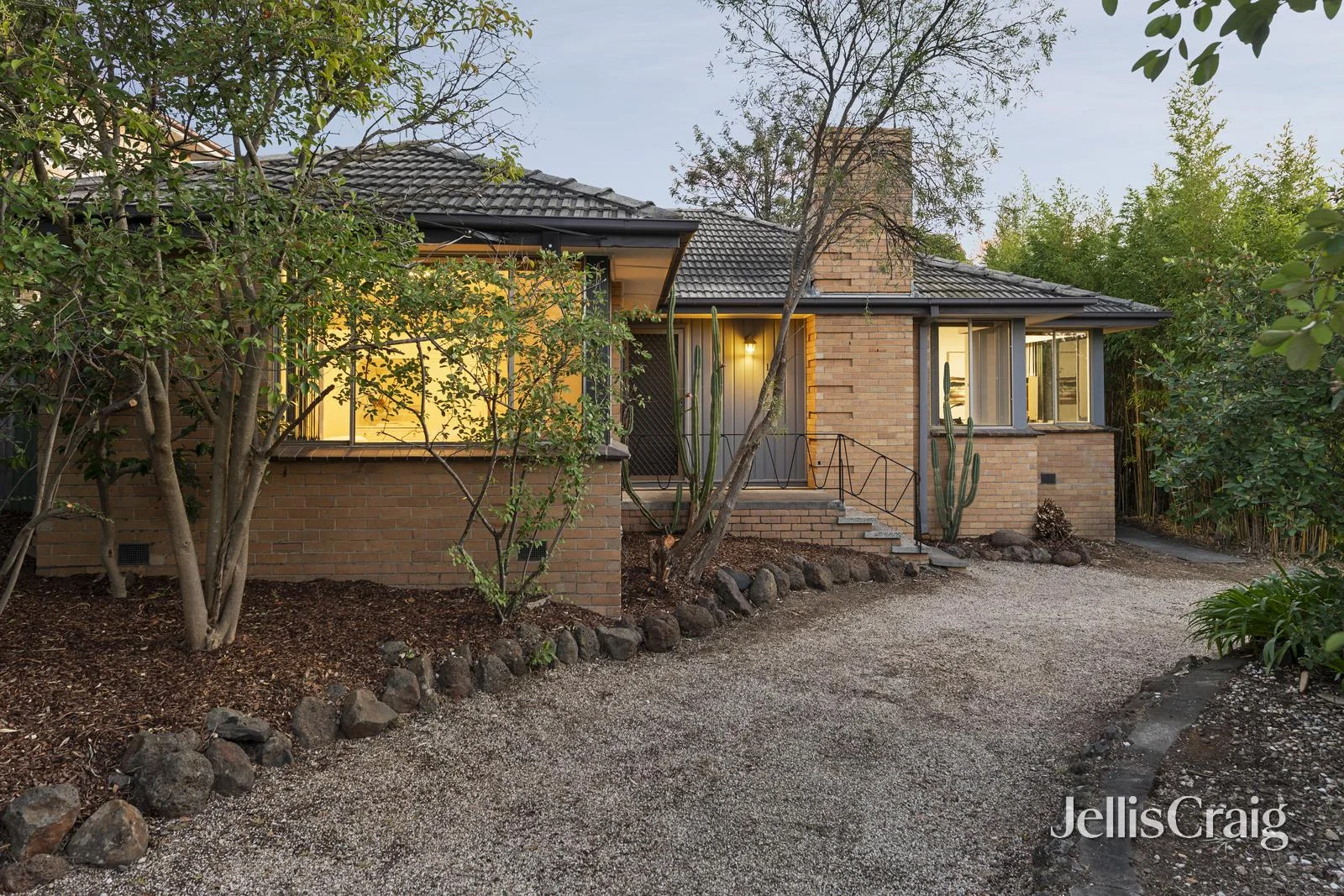15 Sylvia Street, Viewbank VIC 3084