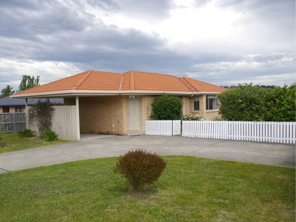 30 Manor Gardens, Kingston TAS 7050