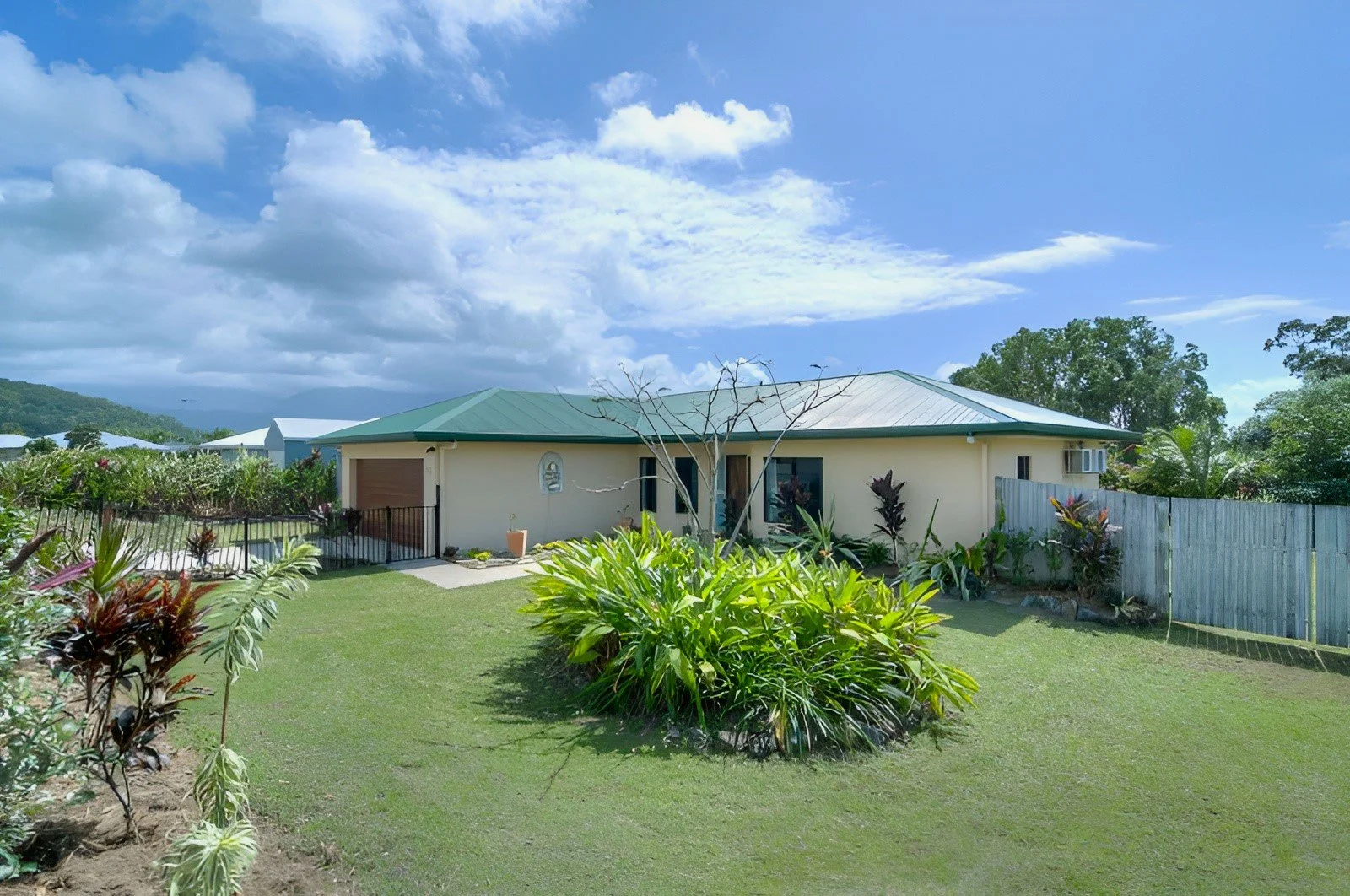 37 Cooya Beach Road, Bonnie Doon QLD 4873