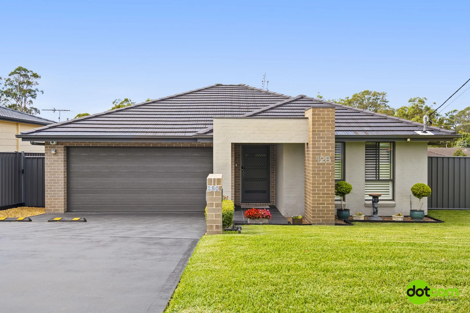 128 Winbin Crescent, Gwandalan NSW 2259