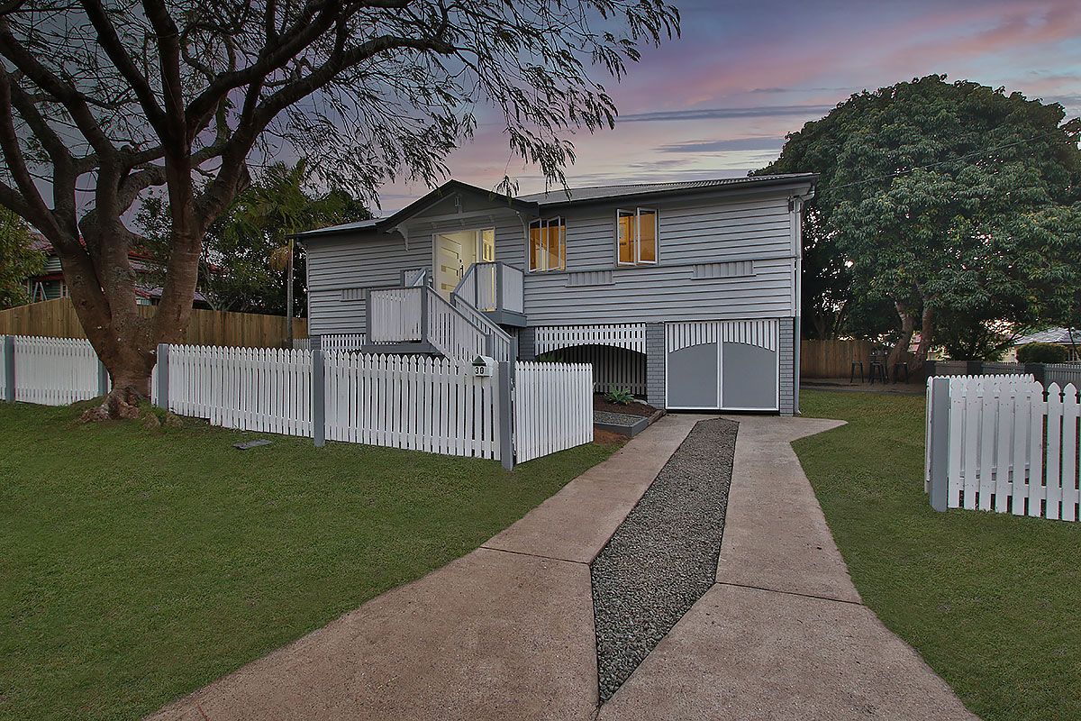 4 bedrooms House in 30 Booval Street BOOVAL QLD, 4304