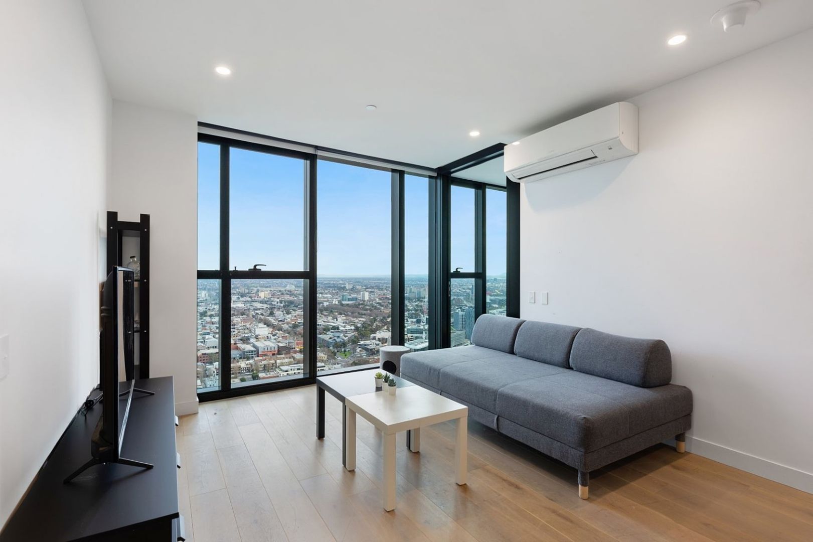 3809/160 Victoria St, Carlton VIC 3053 Apartment For Rent 450 Domain