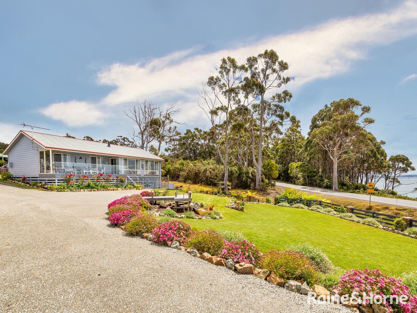 28 Serena Road, Adventure Bay TAS 7150, Image 1