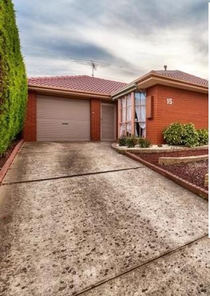 3 bedrooms House in 15 Prasino Court CARRUM DOWNS VIC, 3201