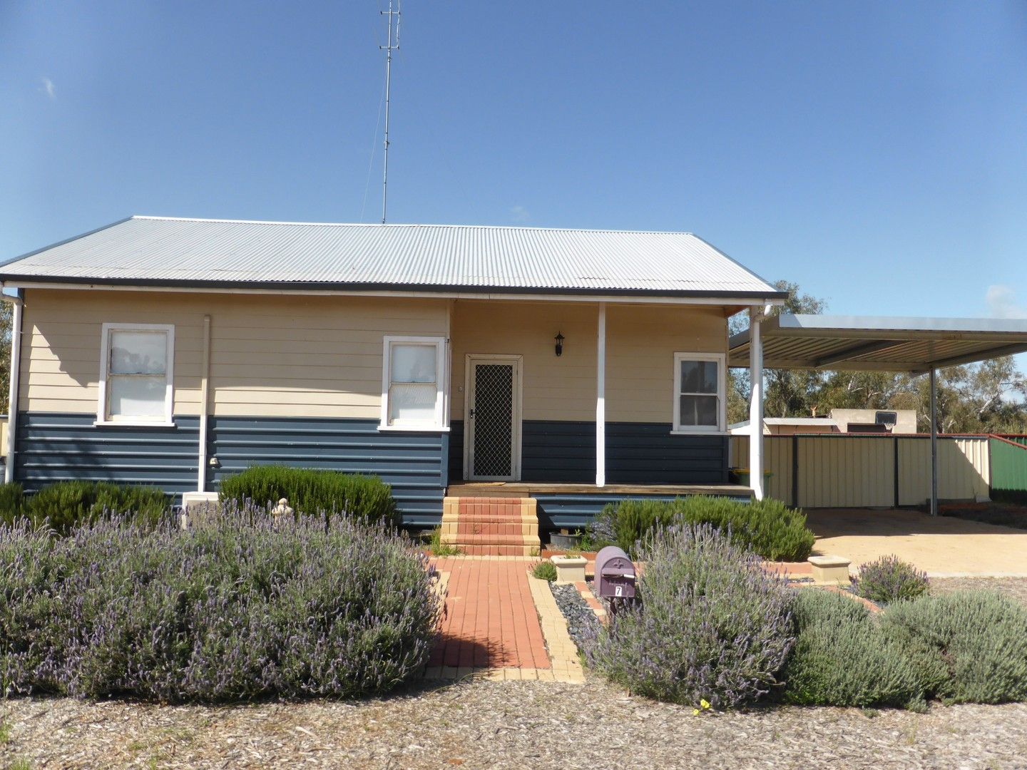 4 bedrooms House in 7 Foreman Street NORTHAM WA, 6401