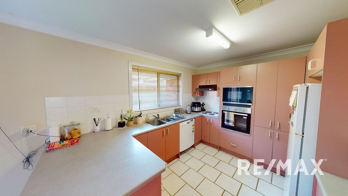 2/9 Cooba Place, Estella NSW 2650, Image 2