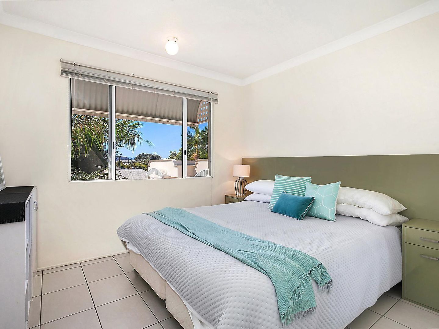 8/50-54 McIlwraith Street, South Townsville QLD 4810, Image 2