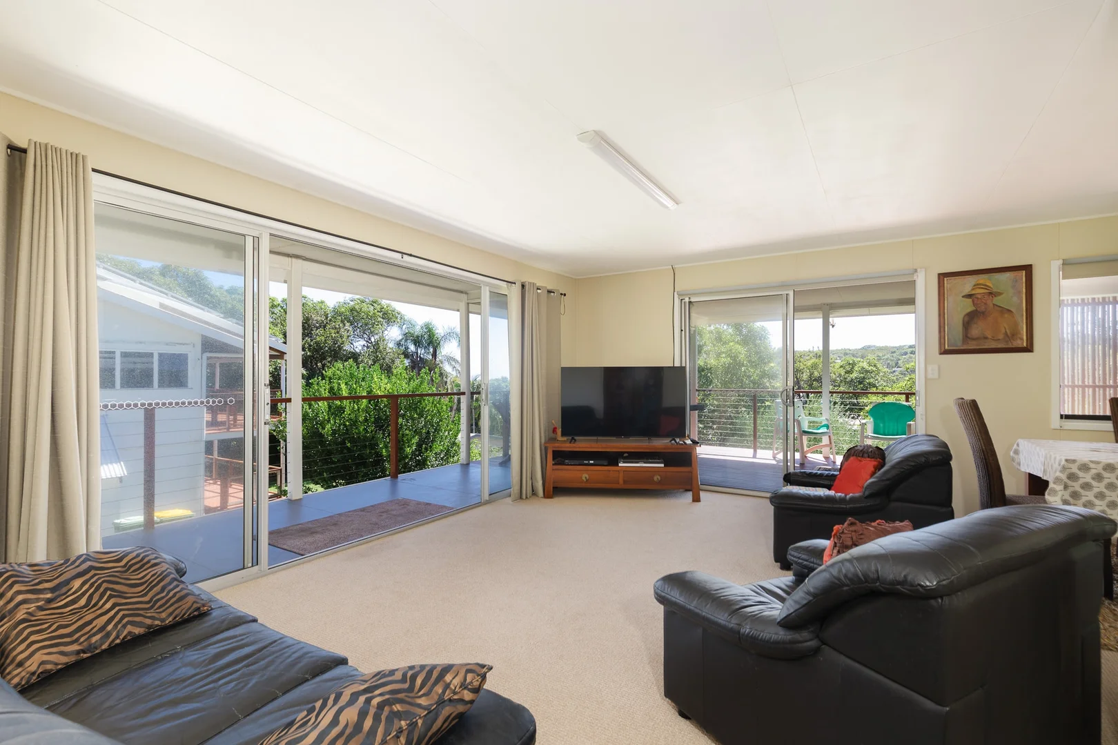 Additional image 8 of 15 Galeen Street, Point Lookout QLD 4183