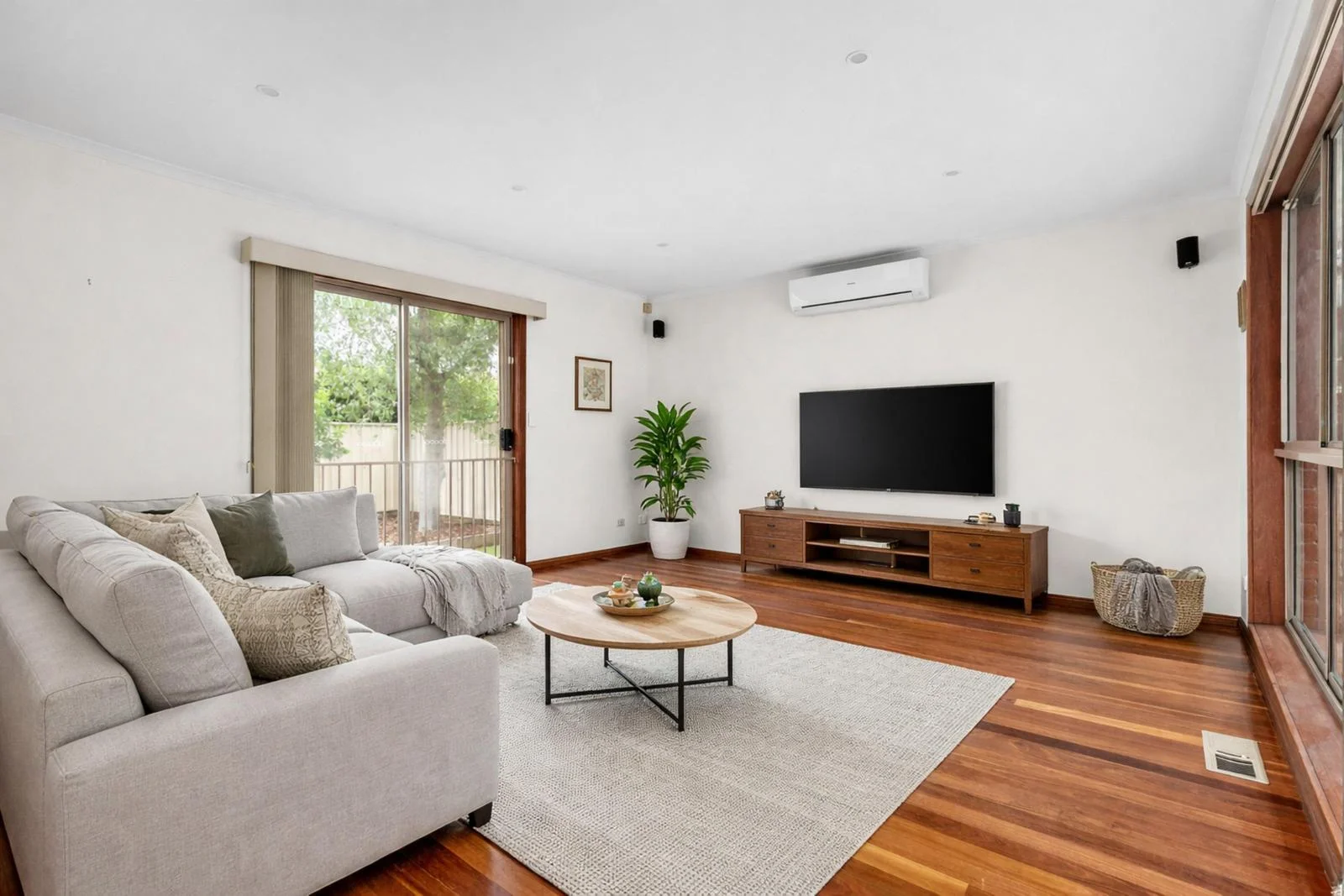 Additional image 2 of 11 Falconer Court, Keilor VIC 3036