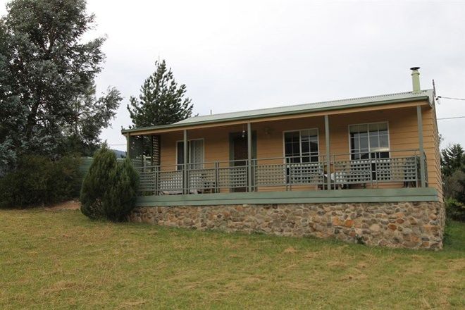 Picture of 9 Hospital Hill Road, ARALUEN NSW 2622