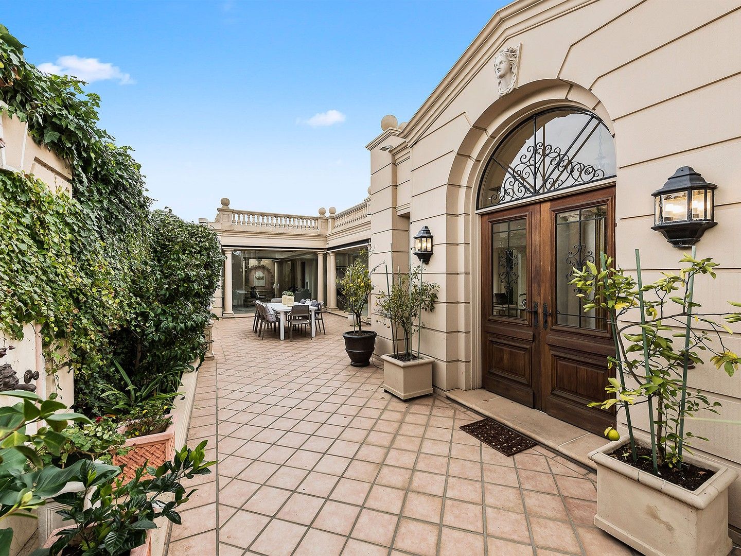 69 Outer Crescent, Brighton VIC 3186, Image 0