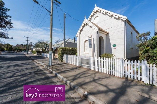 Picture of 28 Russell Street, EVANDALE TAS 7212