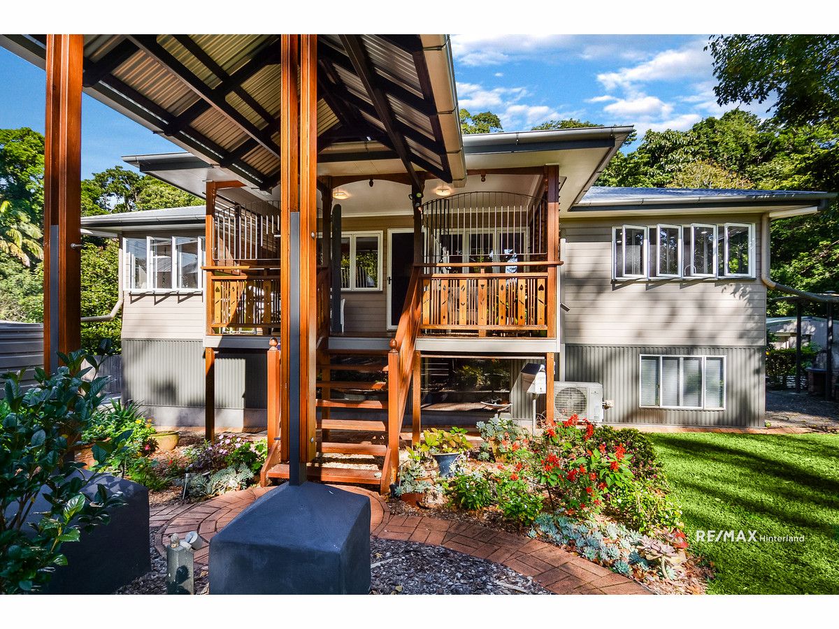 6 Mary Cairncross Avenue, Maleny QLD 4552, Image 2