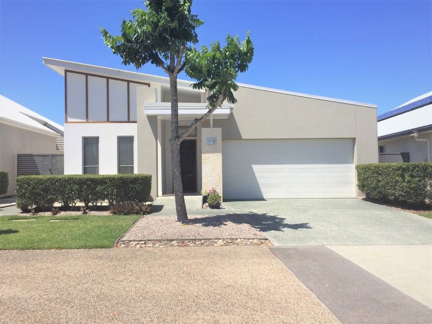 3 bedrooms House in 1 Halcyon Way HOPE ISLAND QLD, 4212