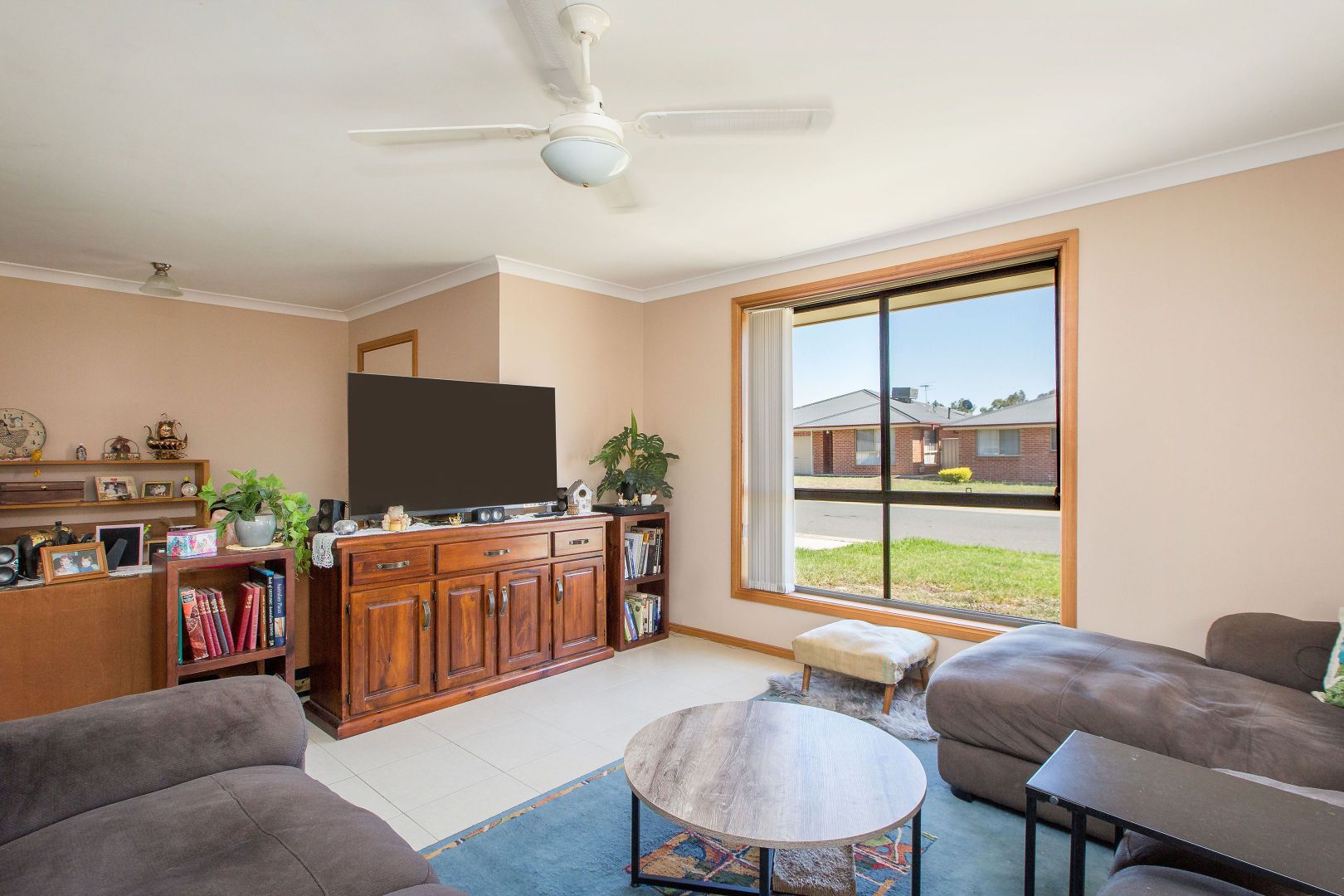 1 & 2/6 Pech Avenue, Jindera NSW 2642, Image 2