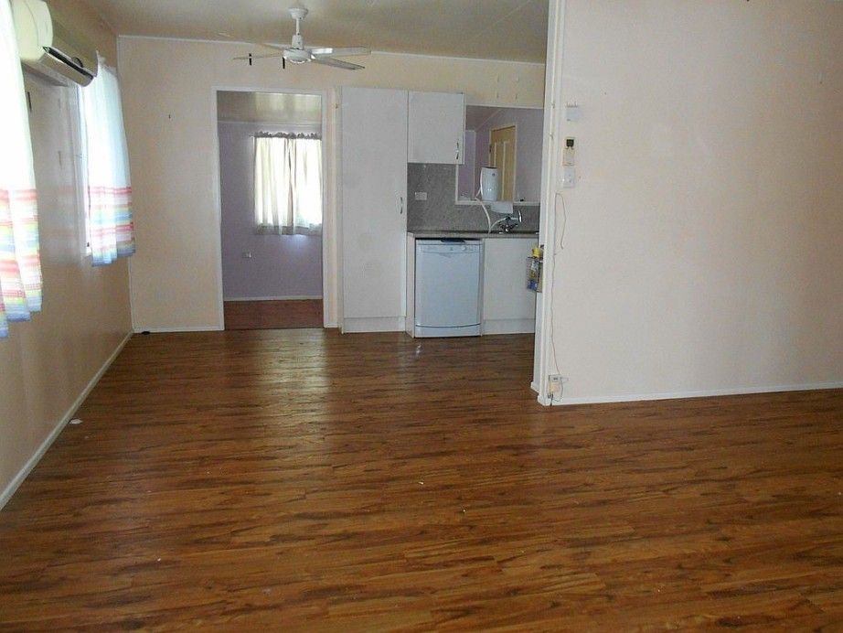 Ayr QLD 4807 5 beds house for Rent, 400 16958331 Domain