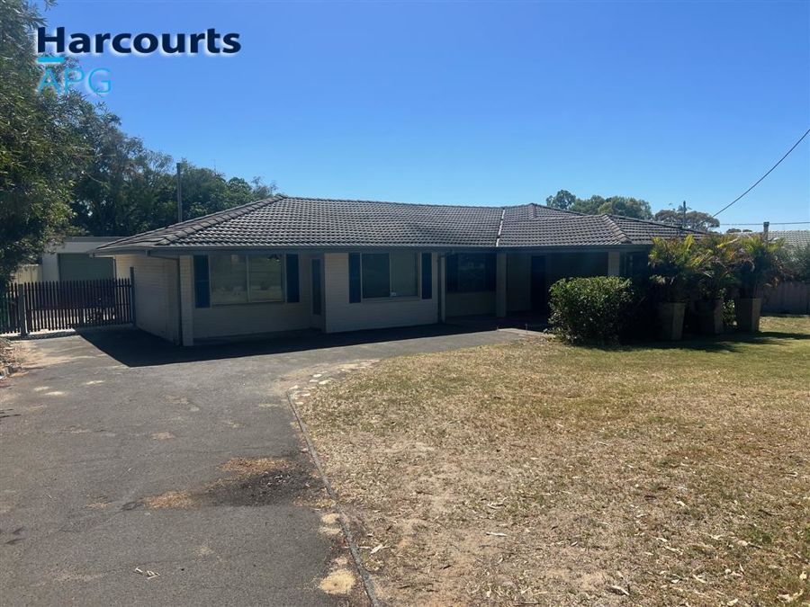 5 bedrooms House in 30 Adam Road BUNBURY WA, 6230